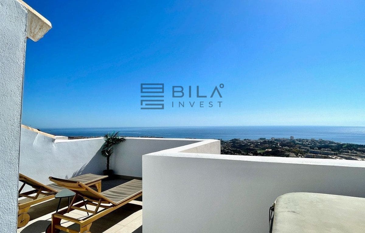 3 bedroom Penthouse for sale in Benalmadena with pool - € 680,000 (Ref: 9834125)