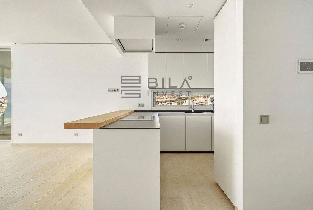 2 soverom Penthouse til salgs i Fuengirola med svømmebasseng - € 1 200 000 (Ref: 9834126)