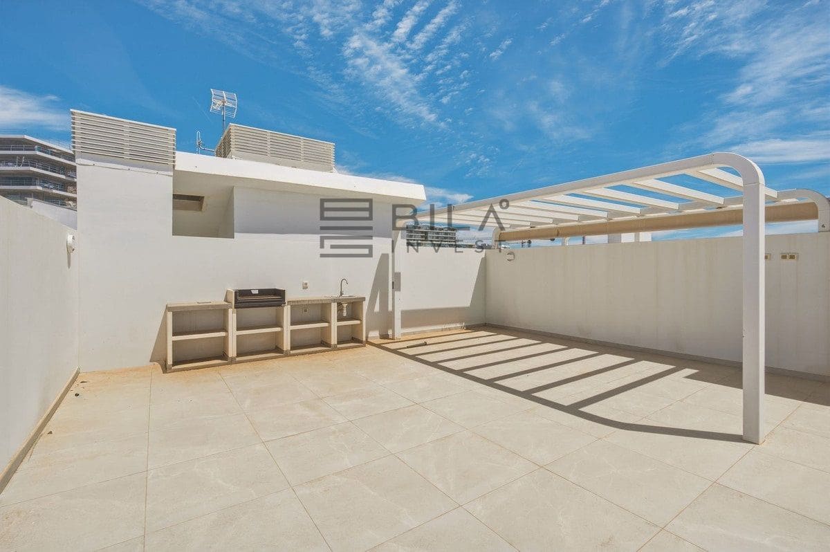 2 soverom Penthouse til salgs i Fuengirola med svømmebasseng - € 1 200 000 (Ref: 9834126)