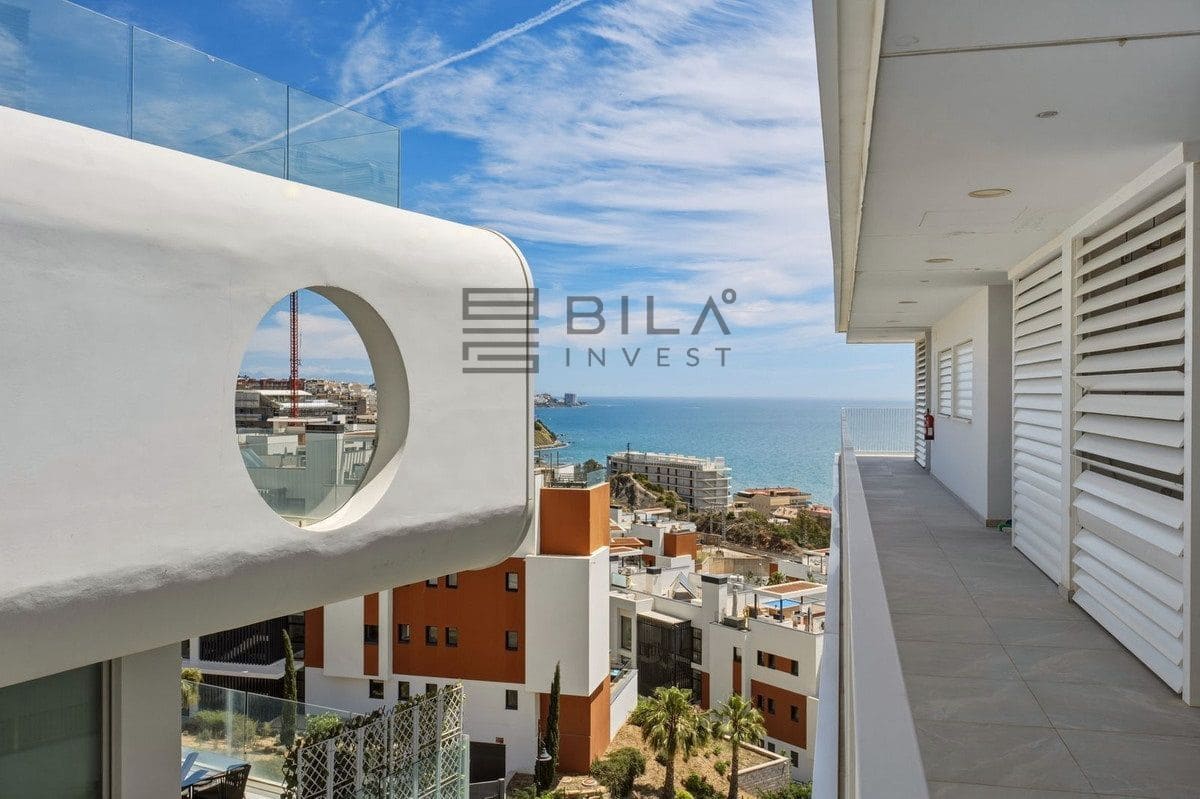 2 soverom Penthouse til salgs i Fuengirola med svømmebasseng - € 1 200 000 (Ref: 9834126)