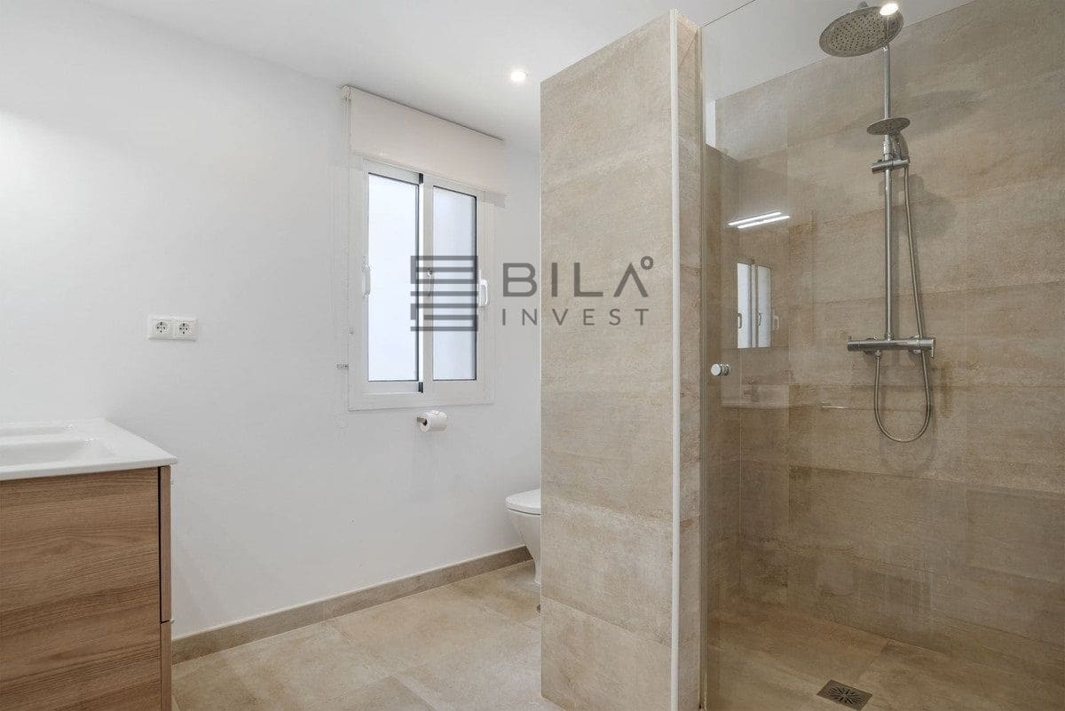 3 bedroom Villa for sale in El Chaparral with pool garage - € 875,000 (Ref: 9834127)