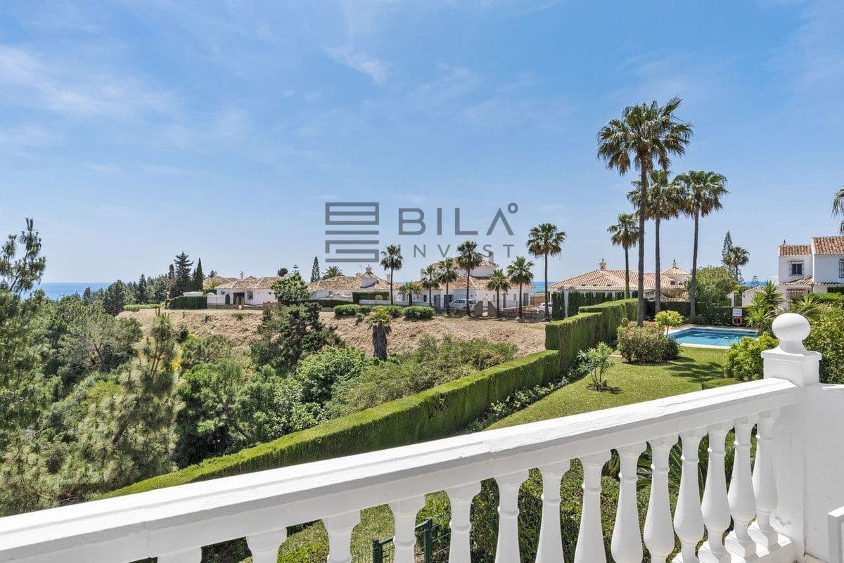 3 bedroom Villa for sale in El Chaparral with pool garage - € 875,000 (Ref: 9834127)