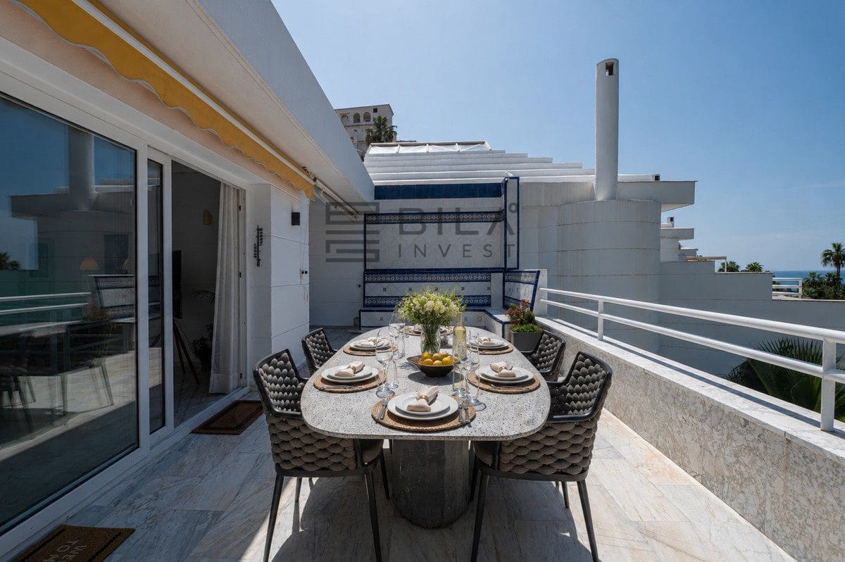 4 Zimmer Haus zu verkaufen in Calahonda mit Pool - 749.000 € (Ref: 9841335)