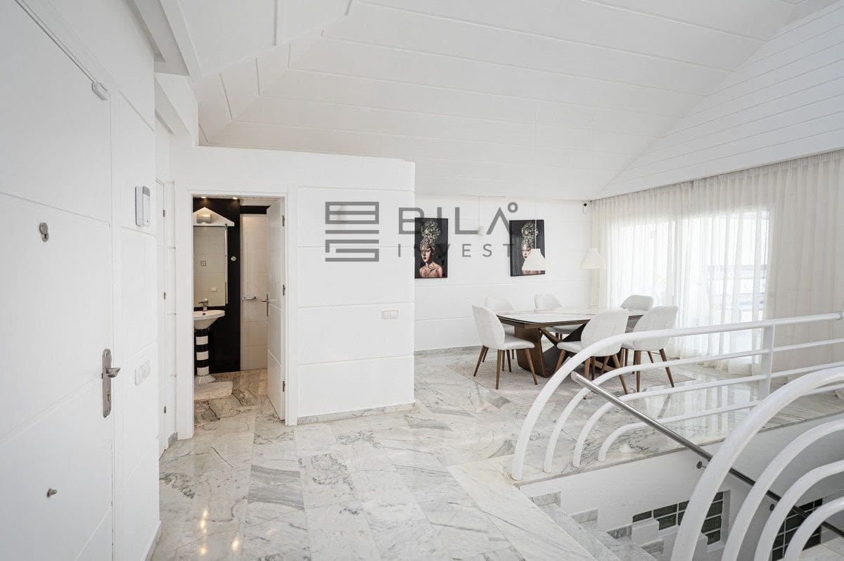 4 Zimmer Haus zu verkaufen in Calahonda mit Pool - 749.000 € (Ref: 9841335)