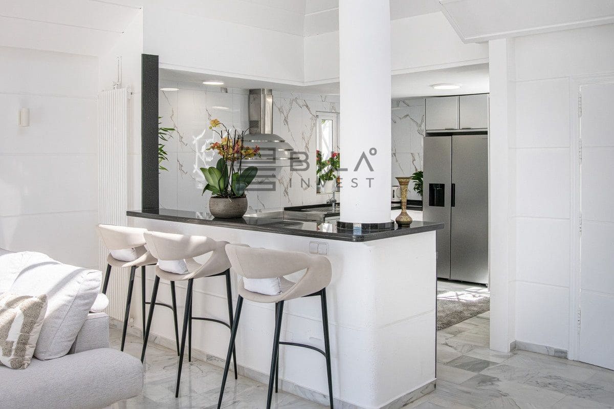 4 Zimmer Haus zu verkaufen in Calahonda mit Pool - 749.000 € (Ref: 9841335)