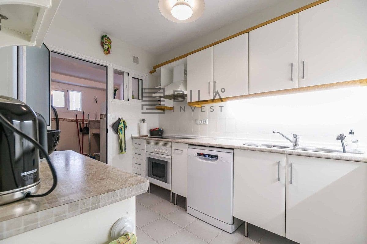2 soveværelse Byhus til salg i El Coto med swimmingpool garage - € 365.000 (Ref: 9841336)
