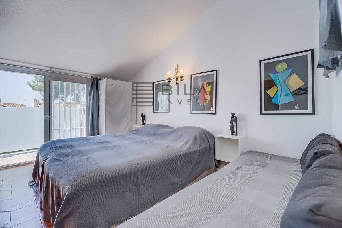 2 soveværelse Byhus til salg i El Coto med swimmingpool garage - € 365.000 (Ref: 9841336)