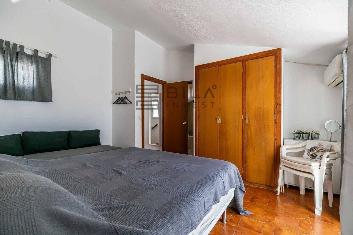 2 soveværelse Byhus til salg i El Coto med swimmingpool garage - € 365.000 (Ref: 9841336)