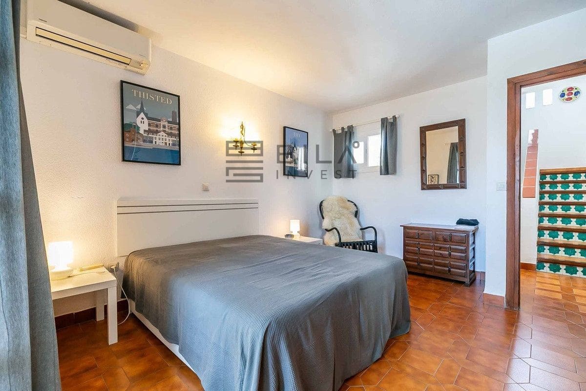 2 soveværelse Byhus til salg i El Coto med swimmingpool garage - € 365.000 (Ref: 9841336)