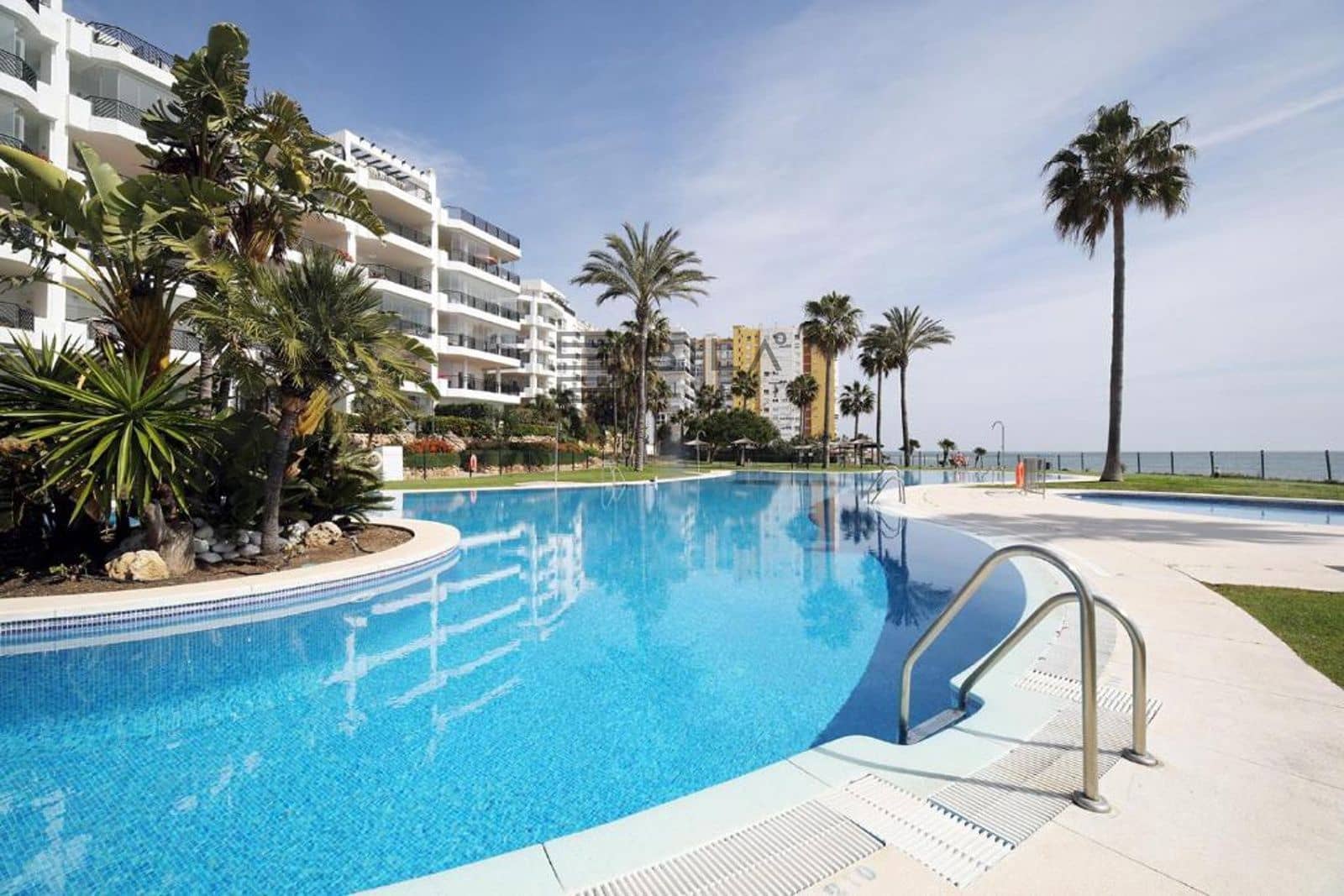 2 quarto Apartamento para venda em Calahonda com piscina garagem - 535 000 € (Ref: 9841337)