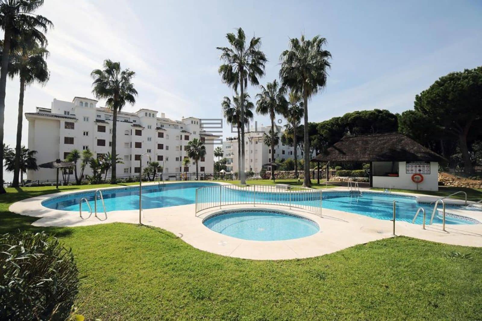 2 quarto Apartamento para venda em Calahonda com piscina garagem - 535 000 € (Ref: 9841337)