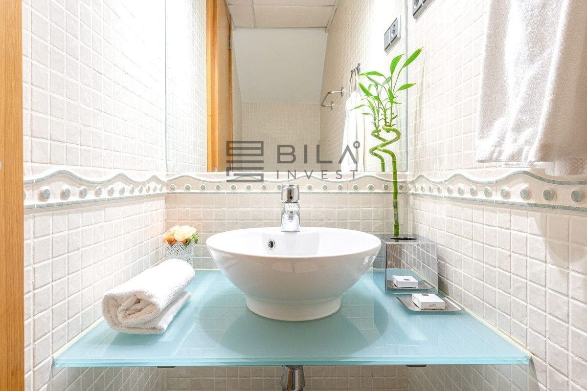 3 bedroom Penthouse for sale in Benalmadena with pool - € 695,000 (Ref: 9841338)