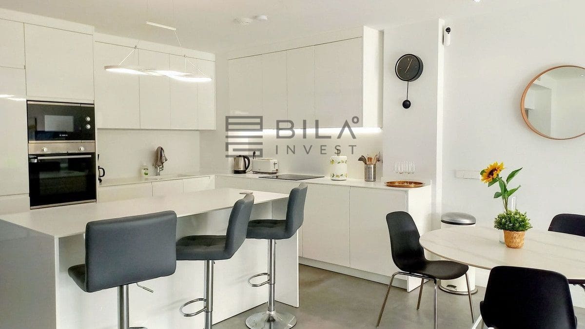 3 bedroom Townhouse for sale in El Chaparral with pool garage - € 1,195,000 (Ref: 9841339)