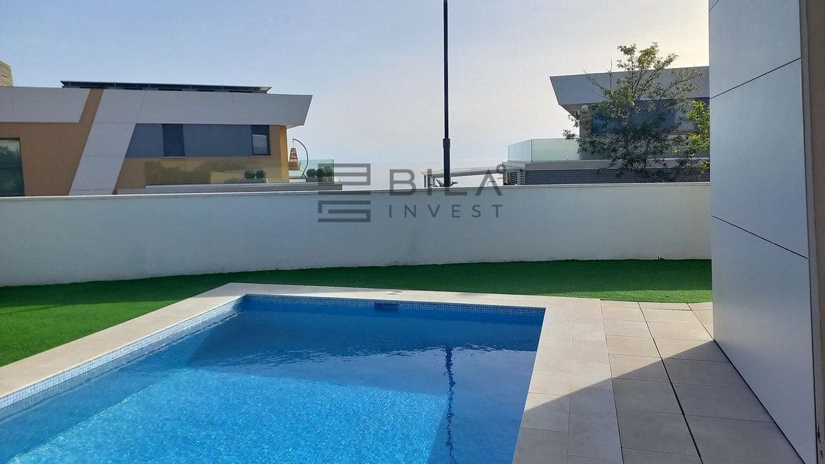 3 bedroom Townhouse for sale in El Chaparral with pool garage - € 1,195,000 (Ref: 9841339)