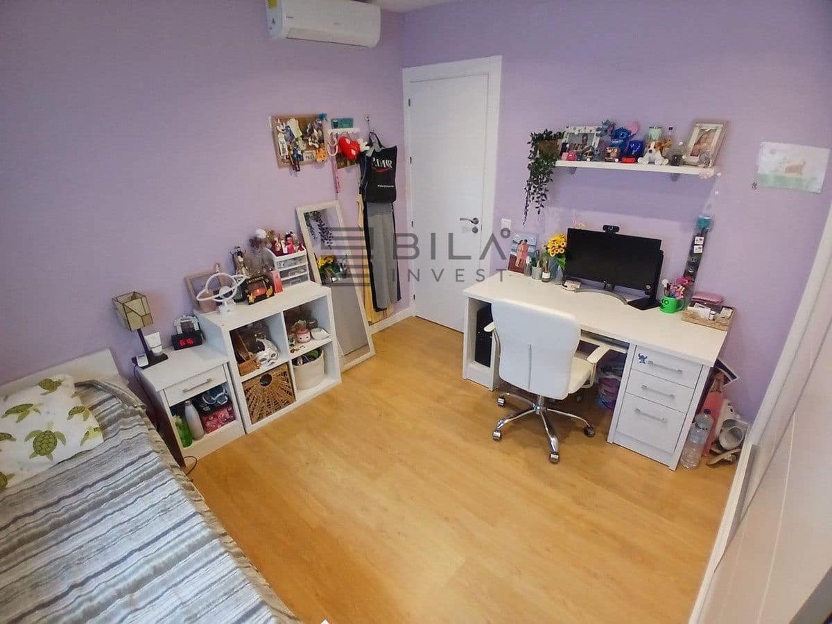 Chalet de 4 habitaciones en Fuengirola en venta con garaje - 790.000 € (Ref: 9841340)
