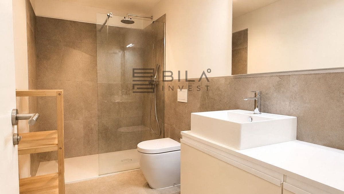4 soveværelse Byhus til salg i La Cala de Mijas med swimmingpool garage - € 999.000 (Ref: 9848173)