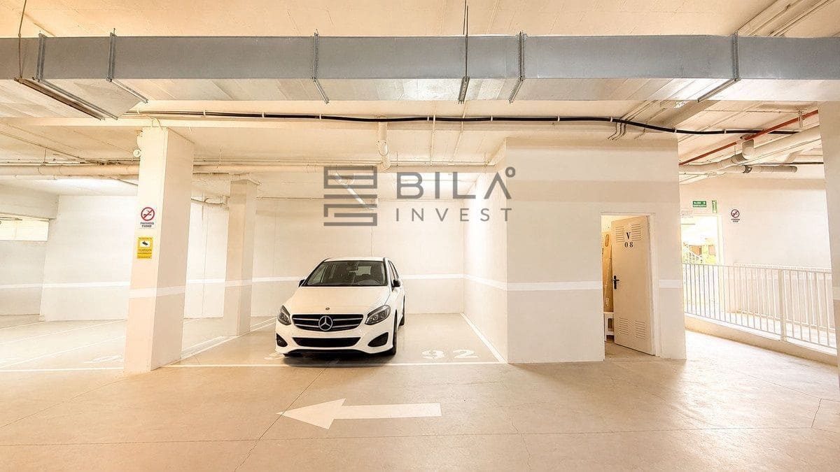 4 soveværelse Byhus til salg i La Cala de Mijas med swimmingpool garage - € 999.000 (Ref: 9848173)