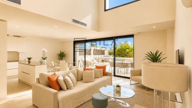 4 soveværelse Byhus til salg i La Cala de Mijas, Mijas med swimmingpool garage - € 999.000 (Ref: 9848173)