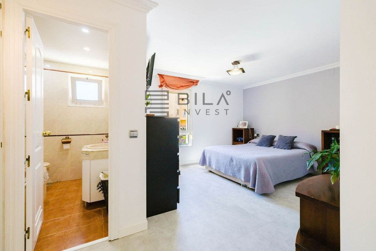 3 quarto Apartamento para venda em Torrequebrada com piscina garagem - 460 000 € (Ref: 9848174)