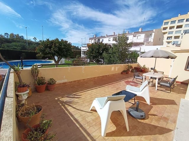 4 slaapkamer Flat te koop in Castillo Sohail, Fuengirola met zwembad garage - € 450.000 (Ref: 9848175)