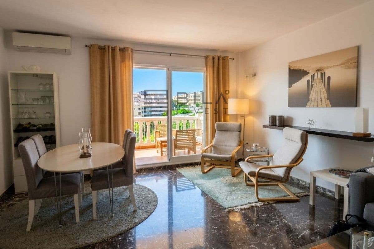 2 bedroom Flat for sale in Carvajal with pool garage - € 420,000 (Ref: 9848179)