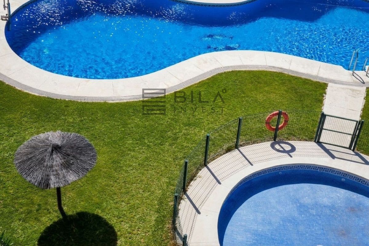 2 bedroom Flat for sale in Carvajal with pool garage - € 420,000 (Ref: 9848179)