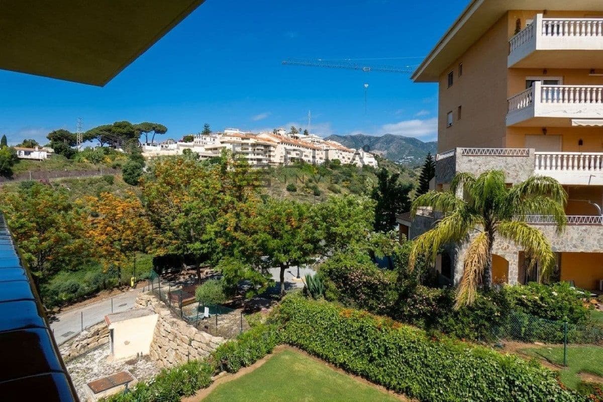 2 bedroom Flat for sale in Carvajal with pool garage - € 420,000 (Ref: 9848179)