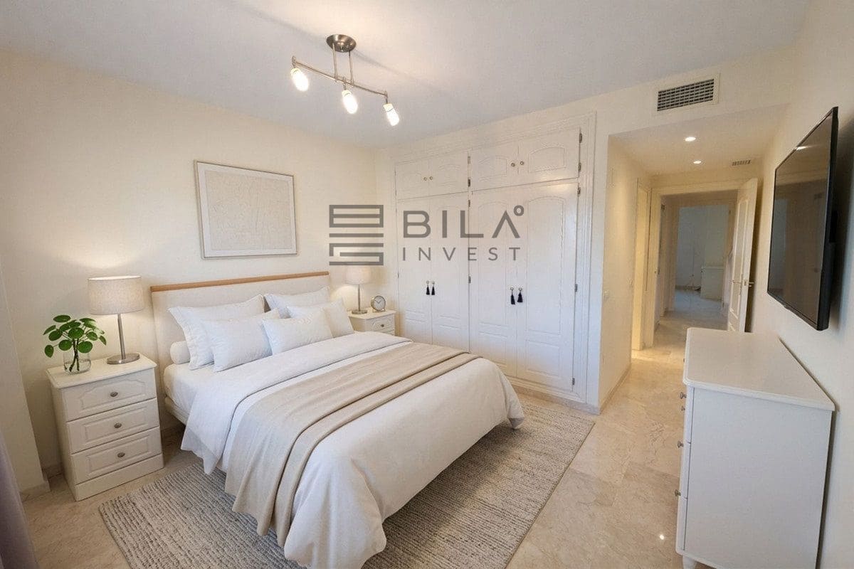 2 bedroom Flat for sale in El Chaparral with pool garage - € 340,000 (Ref: 9848180)