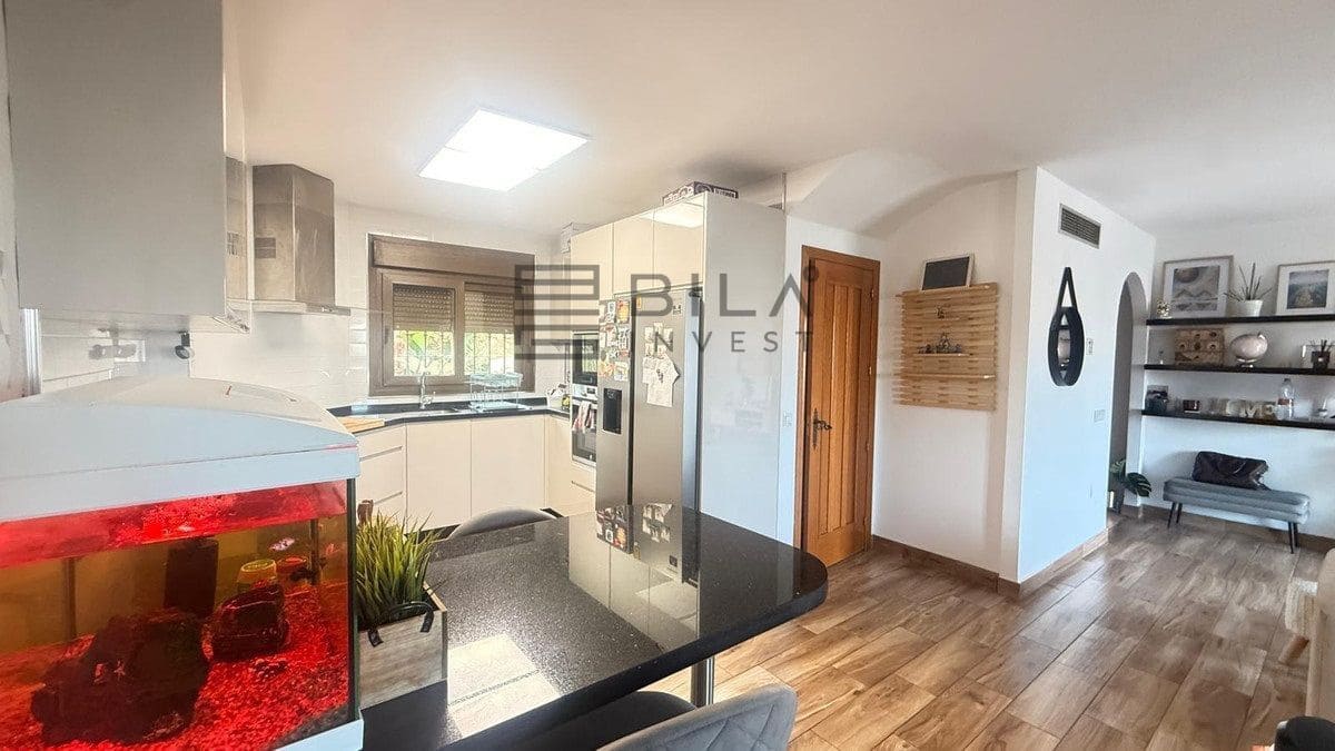 3 soveværelse Byhus til salg i Riviera del Sol med garage - € 515.000 (Ref: 9848181)