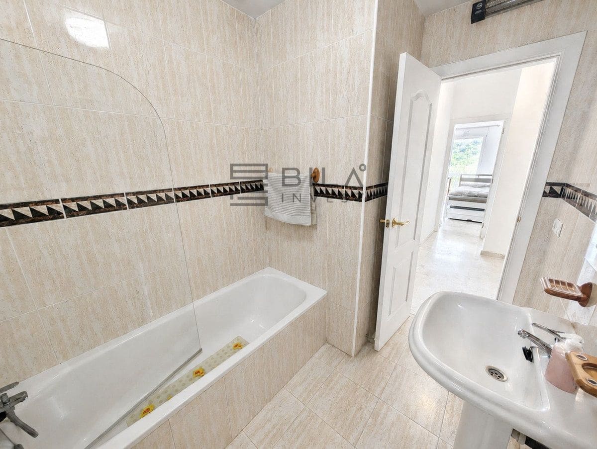 2 Zimmer Wohnung zu verkaufen in Calahonda mit Pool - 290.000 € (Ref: 9849962)