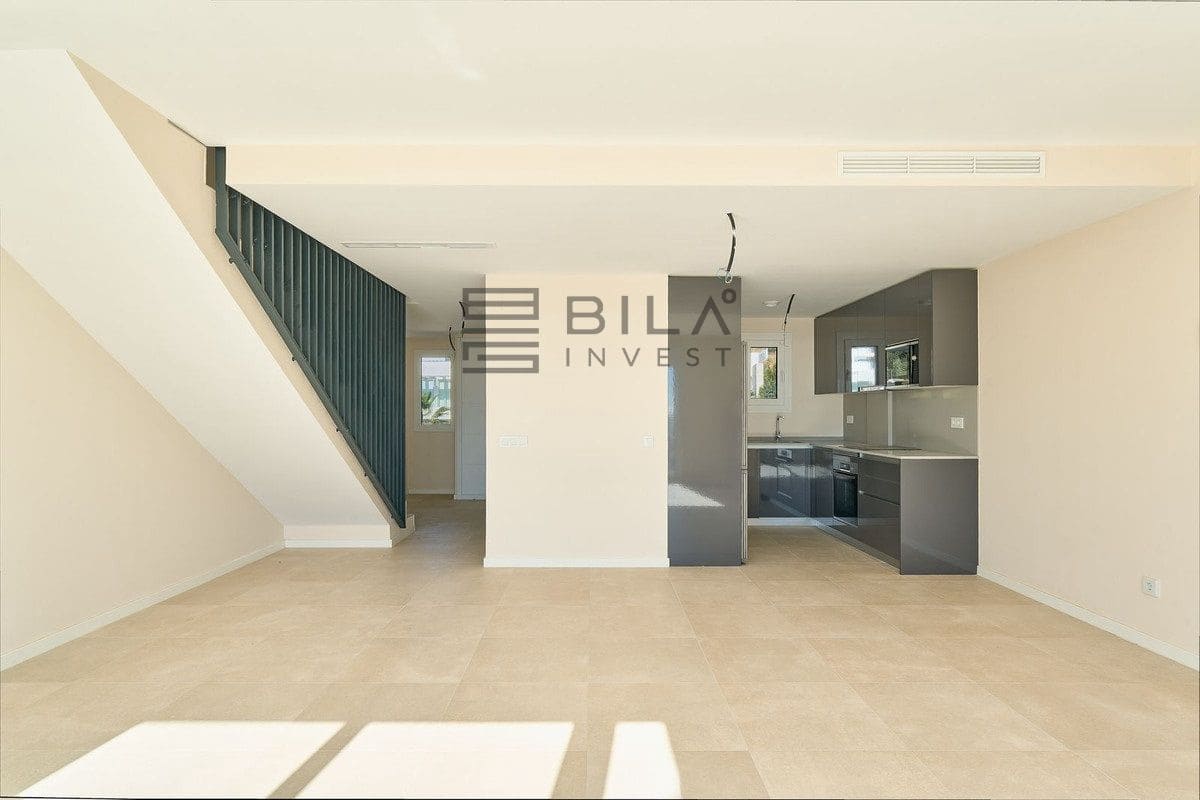 3 chambre Maison de Ville à vendre à La Cala de Mijas avec piscine garage - 890 000 € (Ref: 9849964)