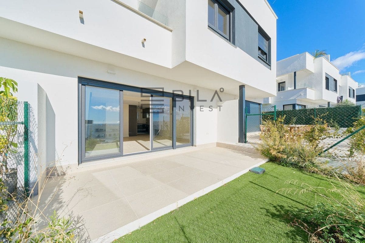 3 chambre Maison de Ville à vendre à La Cala de Mijas avec piscine garage - 890 000 € (Ref: 9849964)