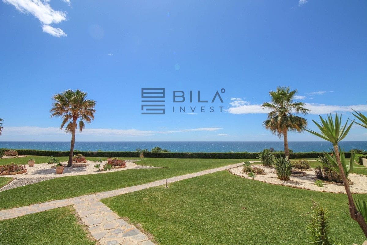 3 bedroom Flat for sale in El Chaparral with pool garage - € 550,000 (Ref: 9854289)
