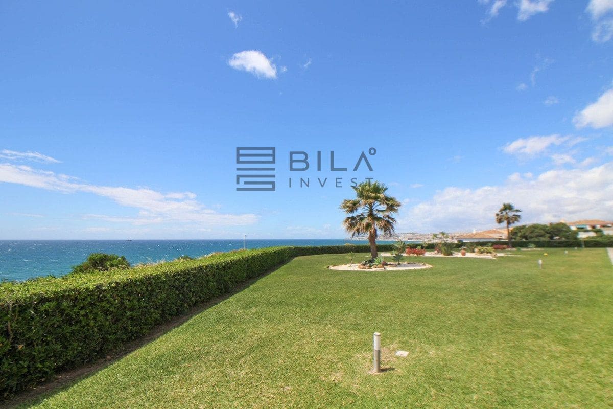 3 bedroom Flat for sale in El Chaparral with pool garage - € 550,000 (Ref: 9854289)