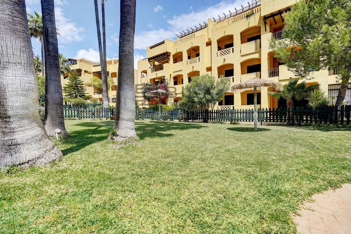 2 makuuhuone Kattohuoneisto myytävänä paikassa Miraflores mukana uima-altaan - 349 995 € (Ref: 9854291)