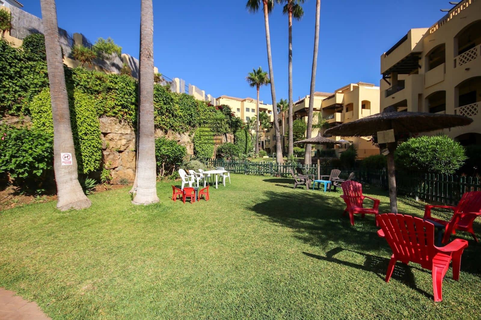 2 makuuhuone Kattohuoneisto myytävänä paikassa Miraflores mukana uima-altaan - 349 995 € (Ref: 9854291)