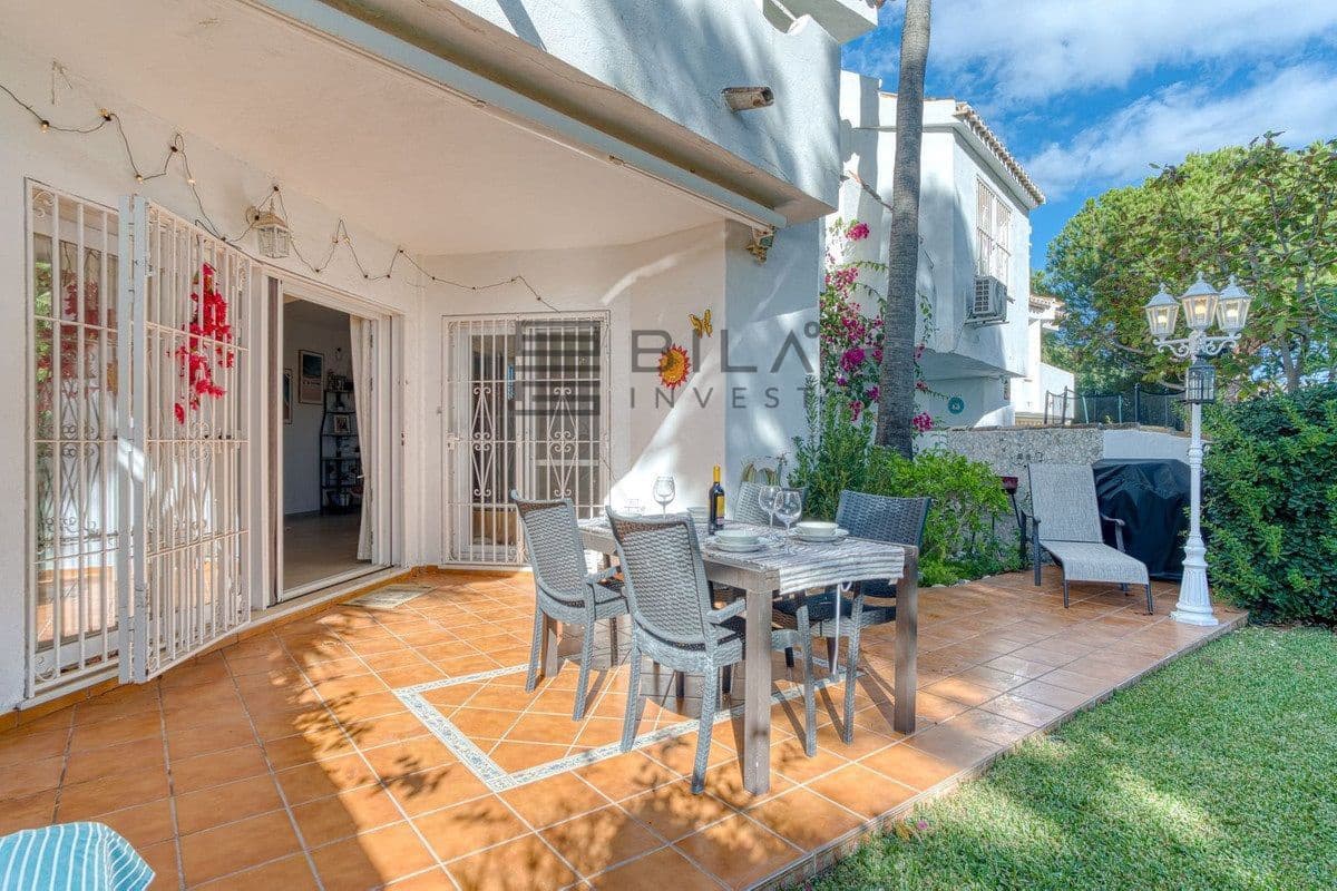 3 sovrum Hus till salu i Calahonda med pool garage - 495 000 € (Ref: 9854292)