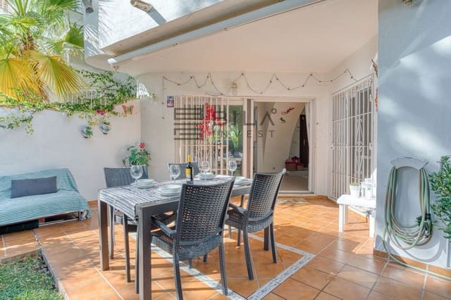 3 sypialnia Dom na sprzedaż w Calahonda, Mijas z basenem garażem - 495 000 € (Ref: 9854292)