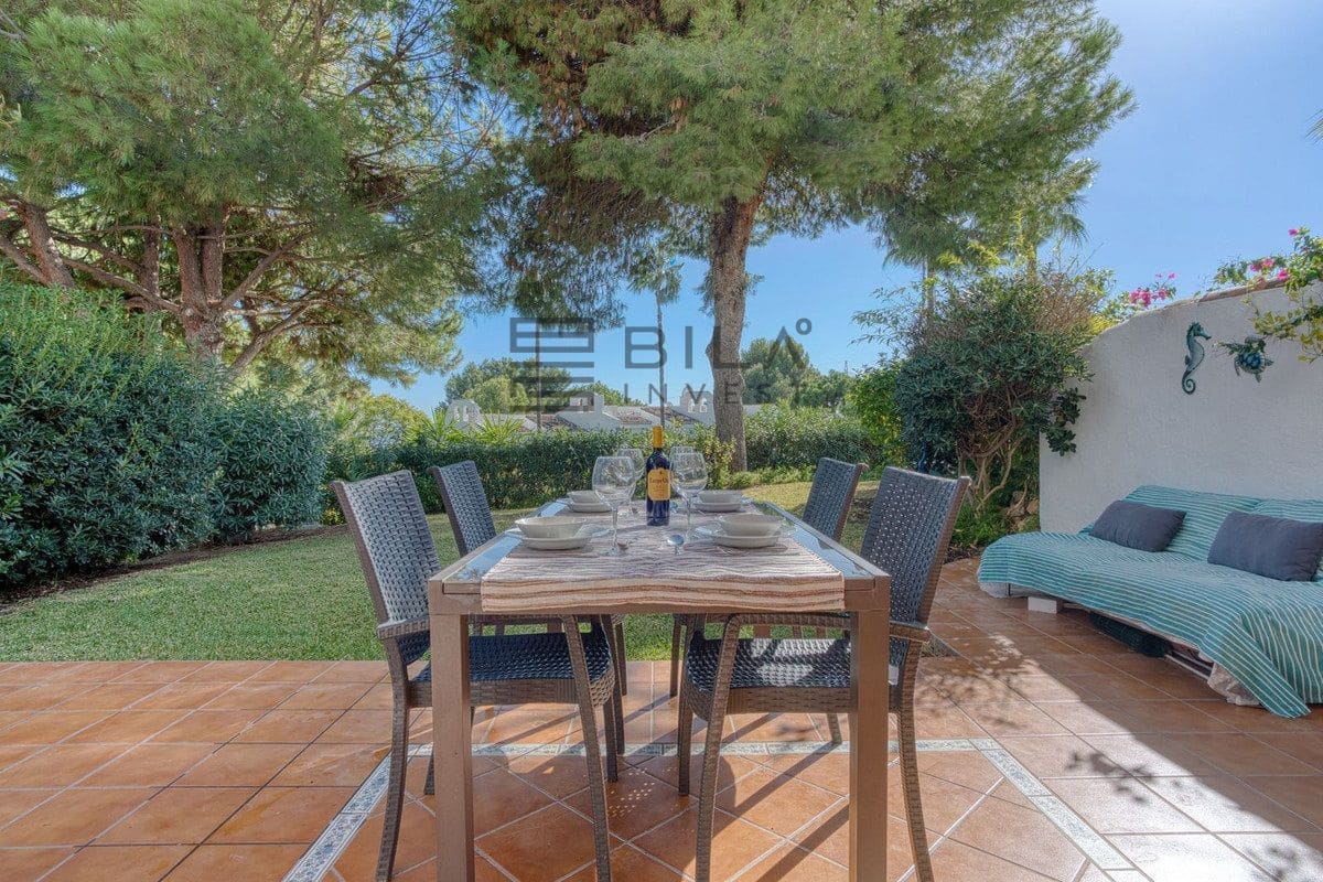 3 sovrum Hus till salu i Calahonda med pool garage - 495 000 € (Ref: 9854292)