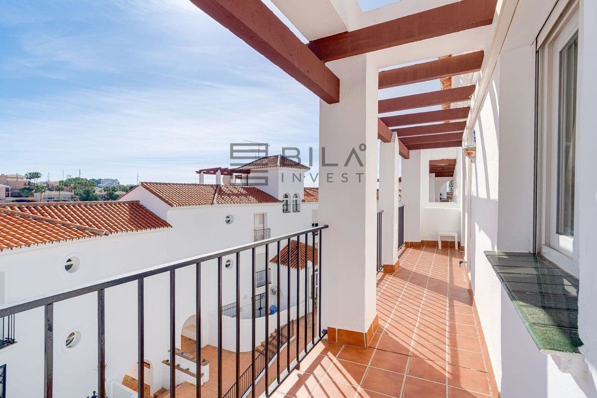 2 slaapkamer Penthouse te koop in Riviera del Sol met zwembad - € 335.000 (Ref: 9854293)