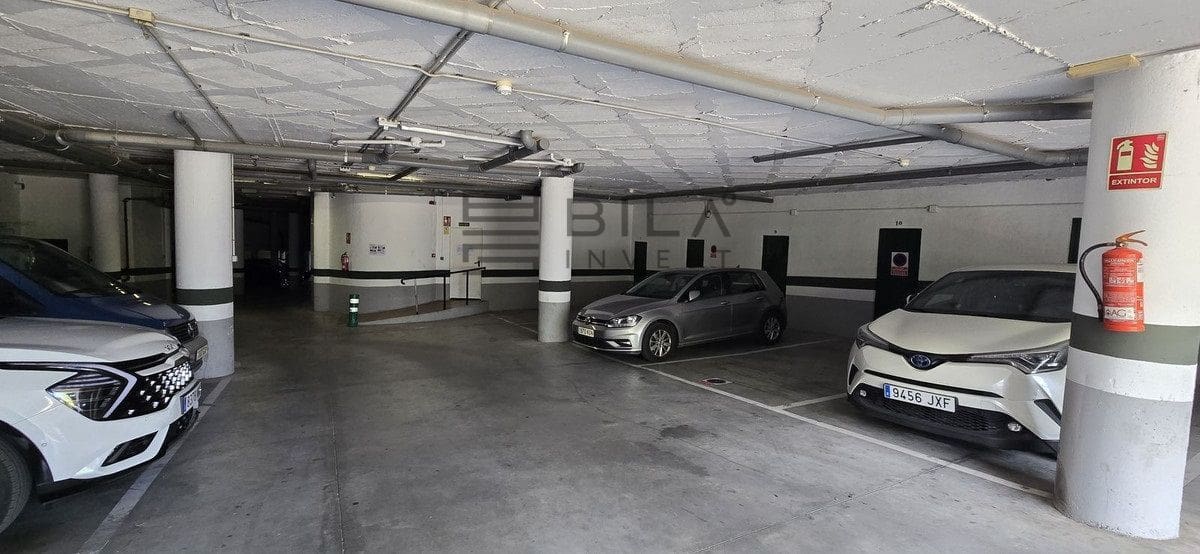2 slaapkamer Flat te koop in Fuengirola met zwembad garage - € 440.000 (Ref: 9858895)
