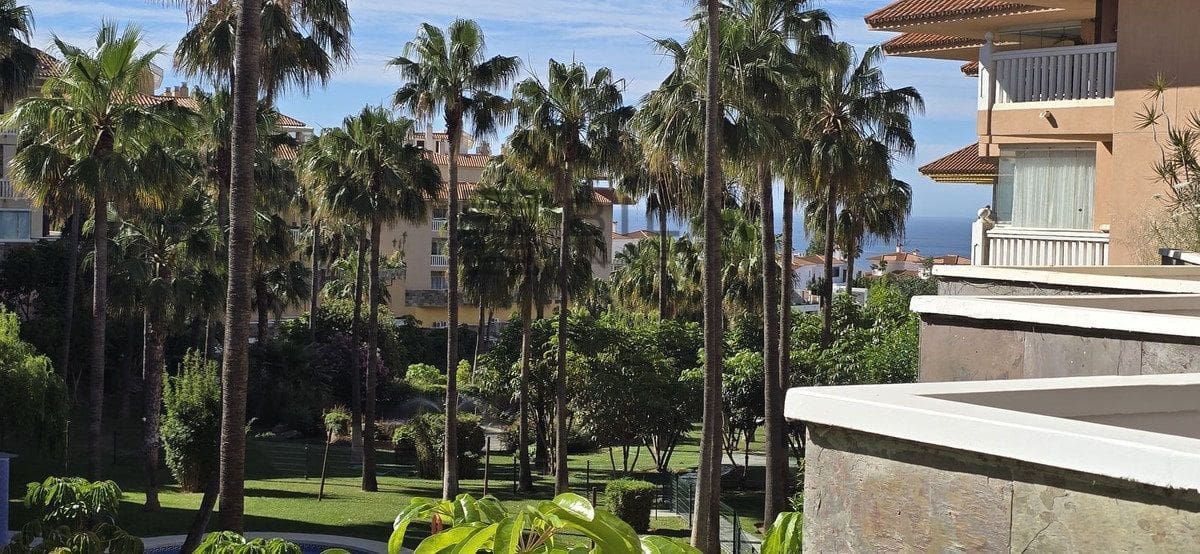 2 slaapkamer Flat te koop in Fuengirola met zwembad garage - € 440.000 (Ref: 9858895)