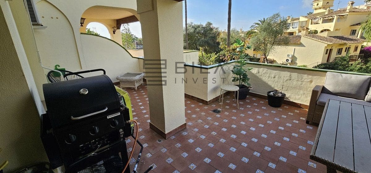 2 sovrum Lägenhet till salu i Riviera del Sol med pool - 285 000 € (Ref: 9858897)