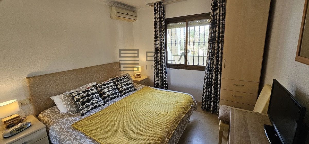 2 sovrum Lägenhet till salu i Riviera del Sol med pool - 285 000 € (Ref: 9858897)