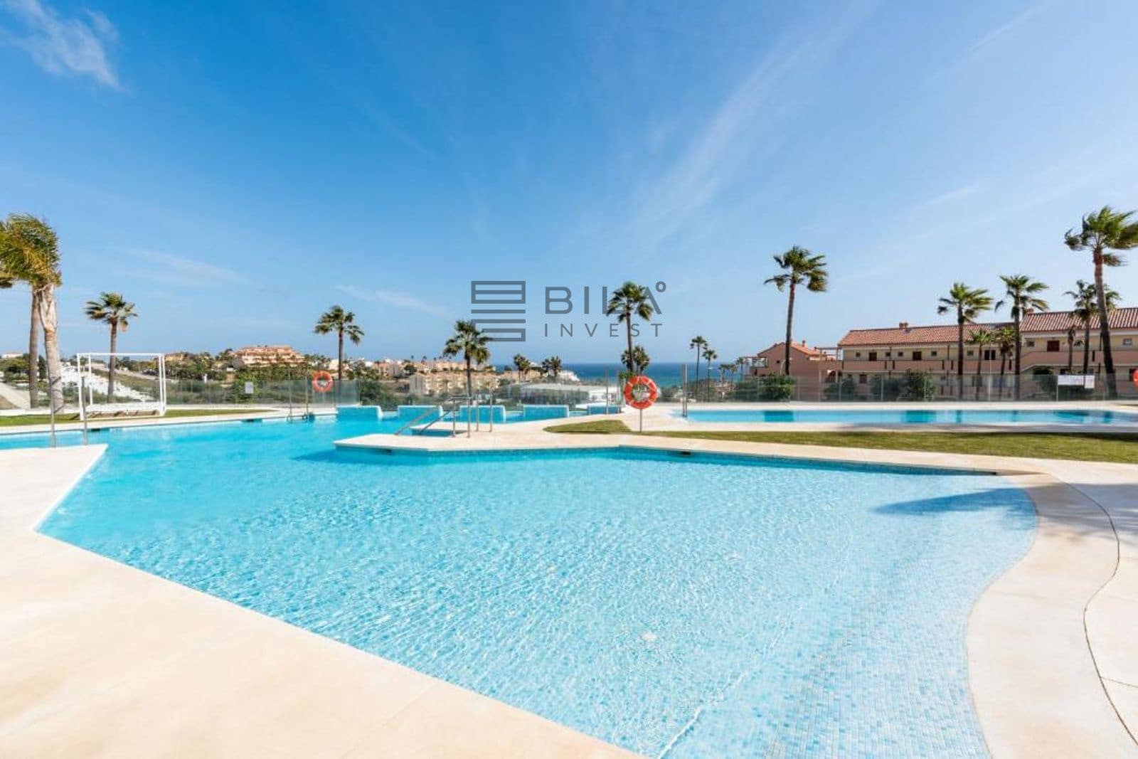 2 soveværelse Lejlighed til salg i Mijas Costa med swimmingpool garage - € 599.000 (Ref: 9858899)