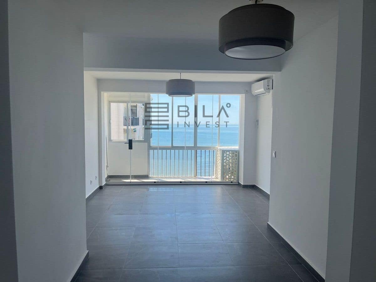 3 bedroom Flat for sale in Calahonda with pool garage - € 399,000 (Ref: 9861140)