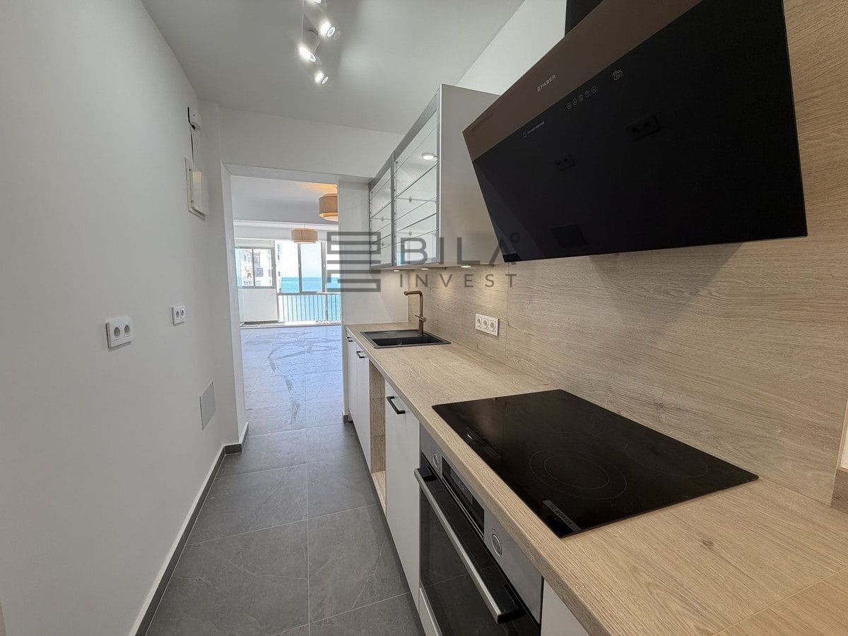 3 bedroom Flat for sale in Calahonda with pool garage - € 399,000 (Ref: 9861140)