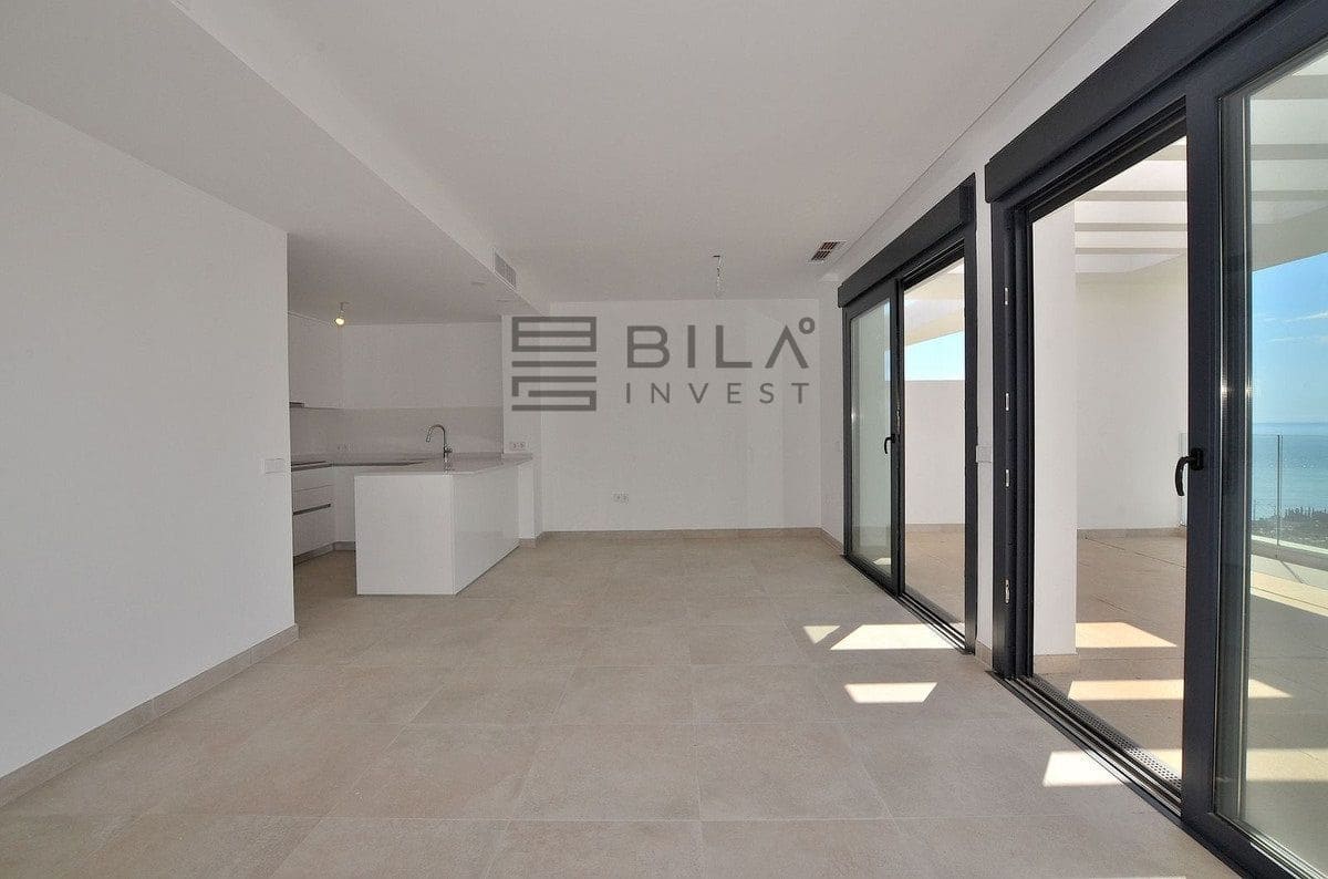 2 soveværelse Penthouse til salg i Fuengirola med swimmingpool - € 649.000 (Ref: 9861141)