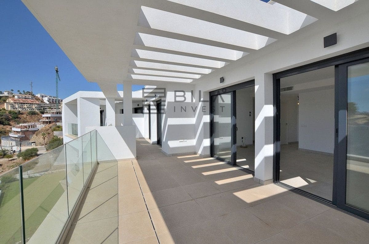 2 soveværelse Penthouse til salg i Fuengirola med swimmingpool - € 649.000 (Ref: 9861141)