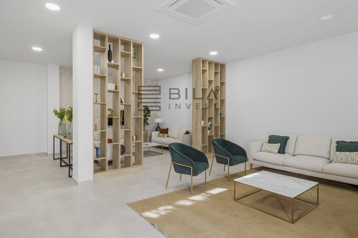 3 bedroom Flat for sale in El Chaparral with pool garage - € 580,000 (Ref: 9861142)